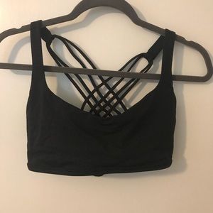 Lululemon Free to be Bra